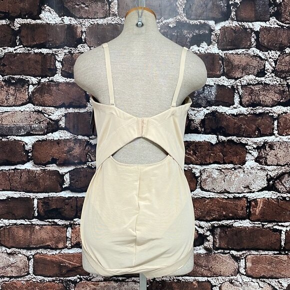 Maidenform Bodysuit Shapewear NWT Tan Firm Control All Over Solutions Size 40C - Picture 7 of 17